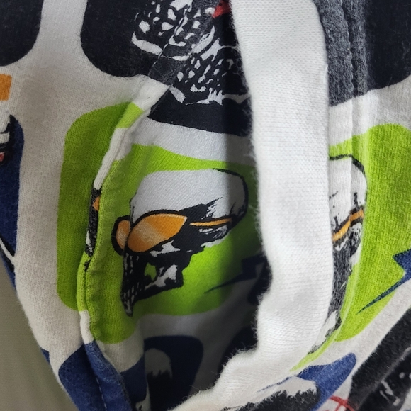 Kids Skulls Graphic Zip Hoodie in White,Pockets Sz M - Picture 5 of 13